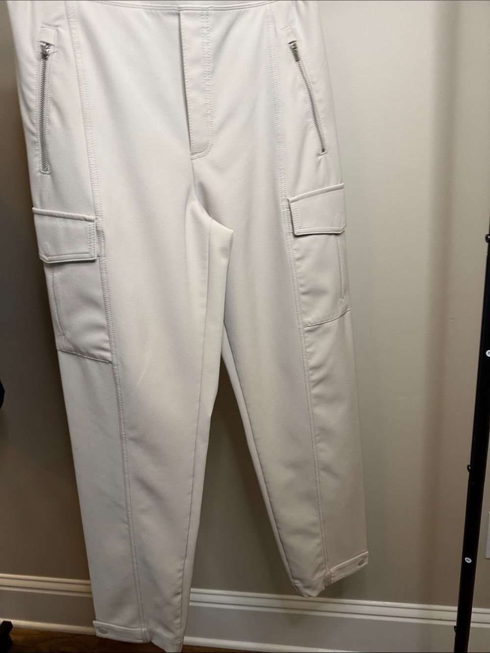 Athleta Off-White Cargo Tapered Zip-Pocket Pants